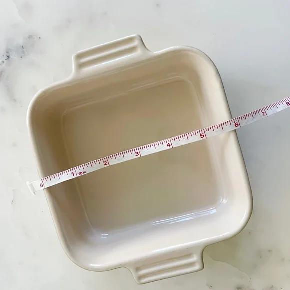 Le Creuset Mustard Yellow Square 14-29 Stoneware Baking Casserole Dish 6" x 6" - Picture 5 of 9